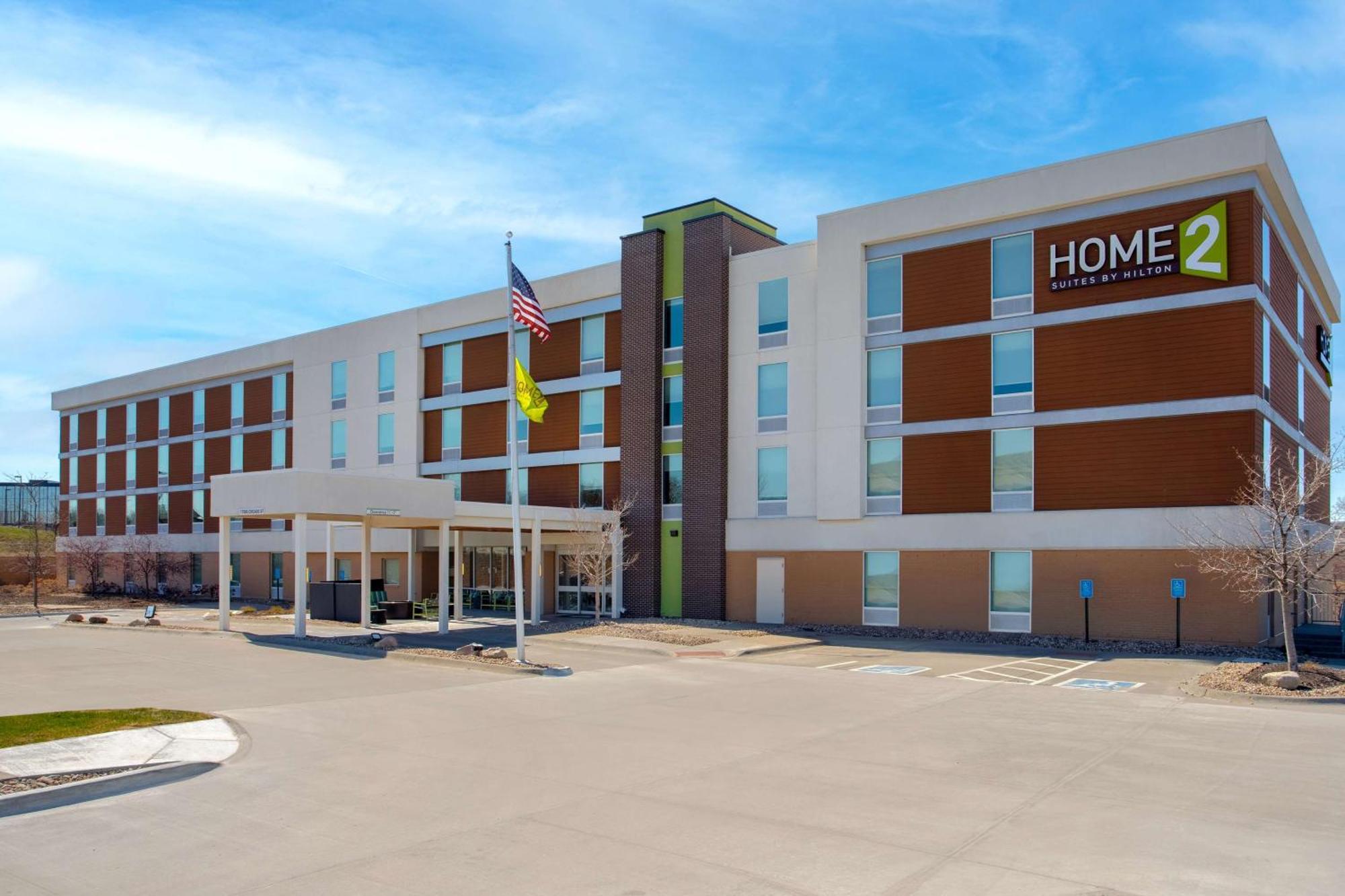 Home2 Suites By Hilton Omaha West Экстерьер фото