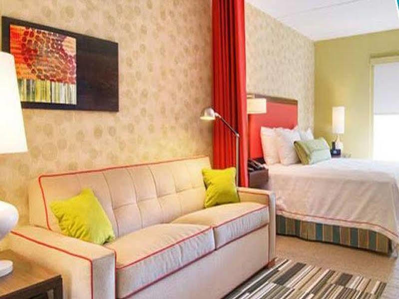 Home2 Suites By Hilton Omaha West Экстерьер фото